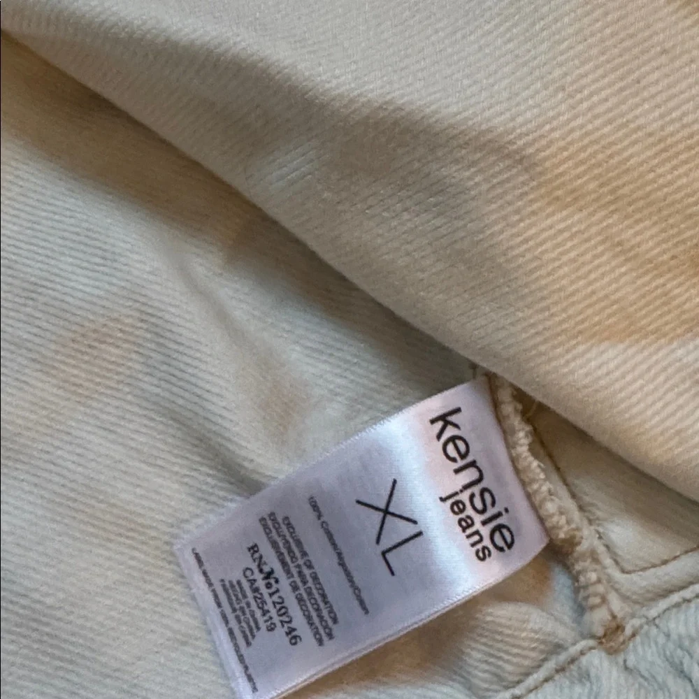 Kensie  (TJ Maxx) Cream Denim Jacket - Picture 3 of 4